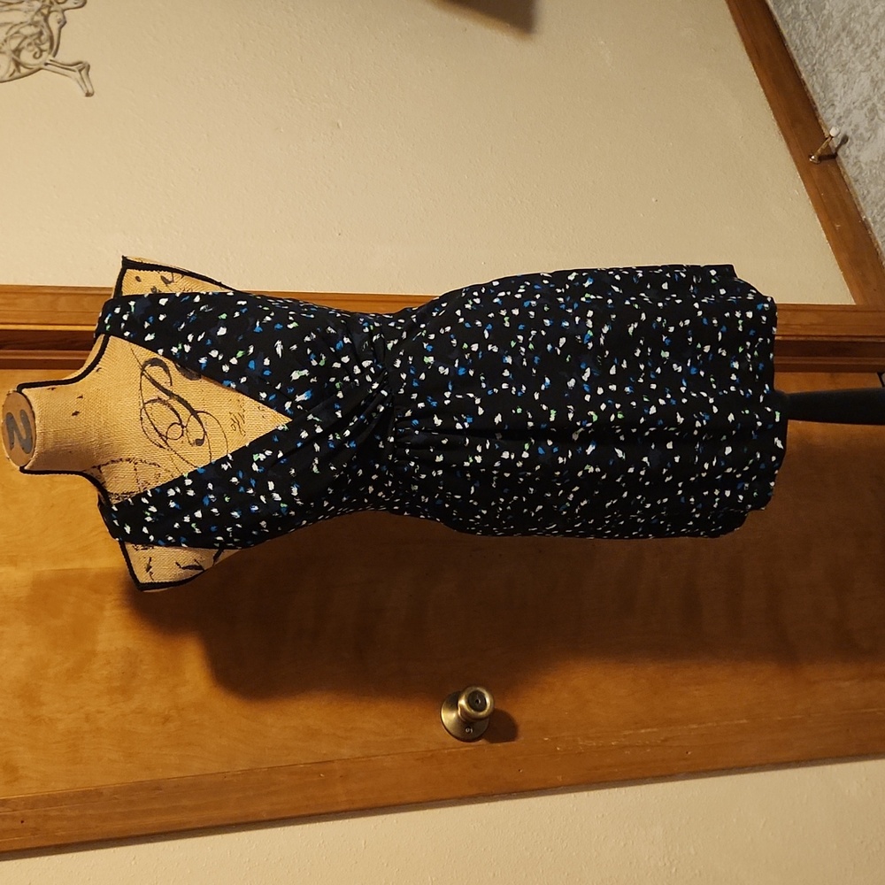 J Crew Wrap Front Dress in Painted Dots V-neck Lined Black Size 00